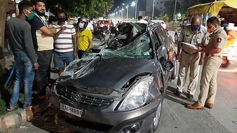 car hit the divider and killed one