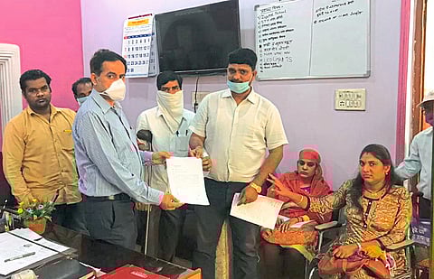 हजारो विनाअनुदानित प्राध्यापक करताहेत बेमुदत उपोषण