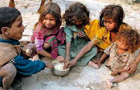 Akola News: Increase in children begging in Mangrulpeer!