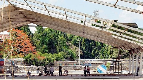 मुंबईत कोरोना हळूहळू आटोक्यात, कोविड सेंटरमधील रुग्णसंख्येत 50 टक्क्यांनी घट