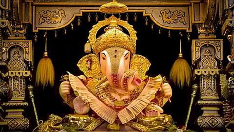 Dagadusheth halwai ganapati mandir pune