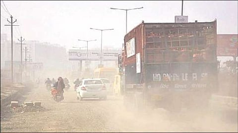dust on road latest marathi news