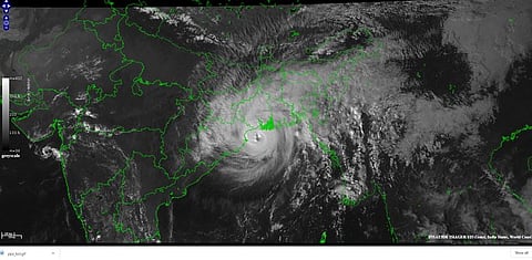 bulbul on the Bay of Bengal and Weather dry in the state