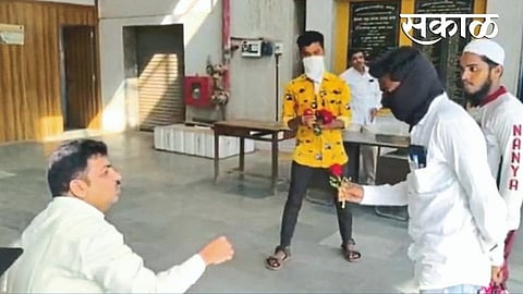 Employees arriving late