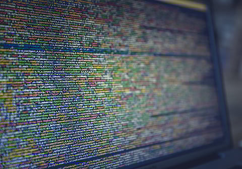 हॅकर्स तुमची माहिती कशी चोरतात?