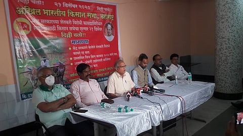 Hundreds of farmers from Nashik will leave for Delhi to participate in the farmers agitation nashik marathi news
