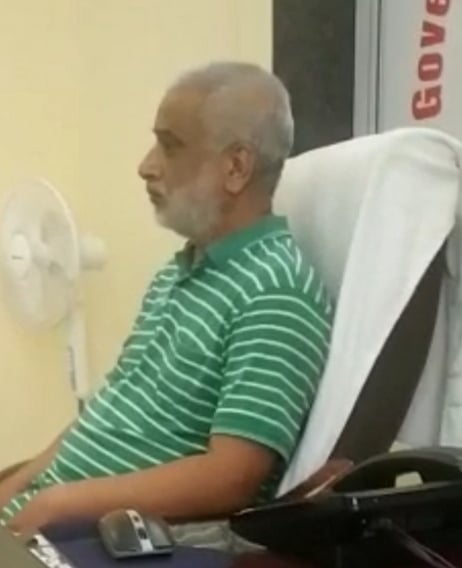 मद्यधुंद प्राध्यापक बसले "डीन'च्या खुर्चीत...अन् म्हणतात "मीच आहे तुमचा डीन' ! वाचा सविस्तर..