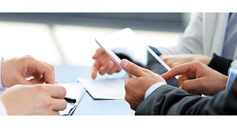 आयटी कर्मचाऱ्यांची कामगार आयुक्तांना साद