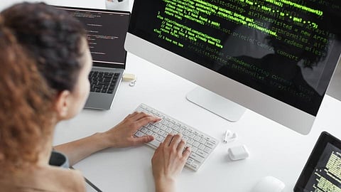 Computer सारखा हँग होतोय? या सोप्या स्टेप्स फॉलो करा