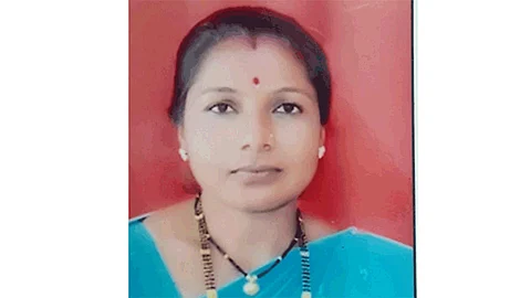 Jabhulni Women Police Patil Girls Riched At Home Sangli Marathi News