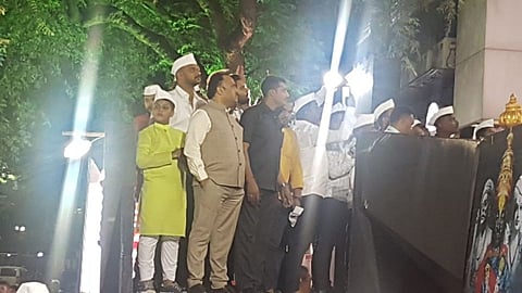 पुणे : खासदार काकडेंचे पायरीवर 'वेटिंग'; विठ्ठल दर्शनापासून वंचित