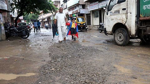 Clean city within two days Order of Pimpri Mayor