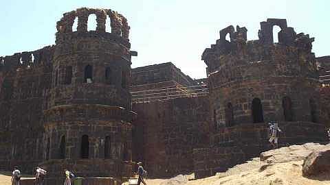 Story on the occasion of Shri Chhatrapati Shivaji Maharaj coronation day