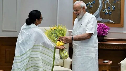 ममता बॅनर्जी म्हणतात, 'पश्चिम बंगालचे नाव बदला'