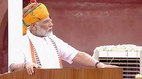 Independence Day : 70 वर्षात जे काम झाले नाही ते 10 दिवसात करुन दाखवले- पंतप्रधान मोदी