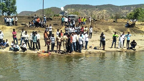 three student of chennai drown in dam in katarkhadak village mulshi damthree student of chennai drown in dam in katarkhadak village mulshi dam