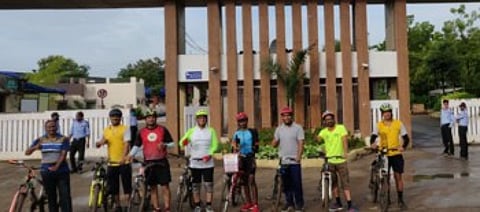 कोरोना योध्दांना अशीही आदरांजली; दळवींचा सायकलीने ४ हजार ‘किमी’चा प्रवास