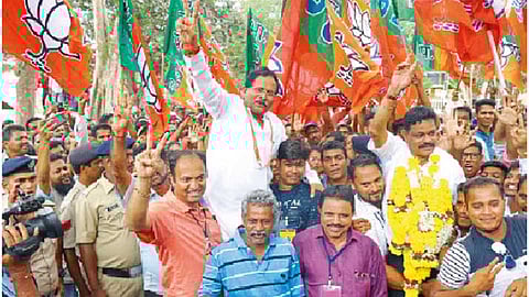 सारांश : पर्रीकरांनंतरही भाजपने गोवा जिंकलं; पण गड गमावला!