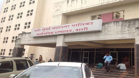 वाशीतल्या मनपा रुग्णालायत येणाऱ्या रुग्णांची अँटीजन टेस्ट, नियोजन नसल्याने रुग्ण त्रस्त