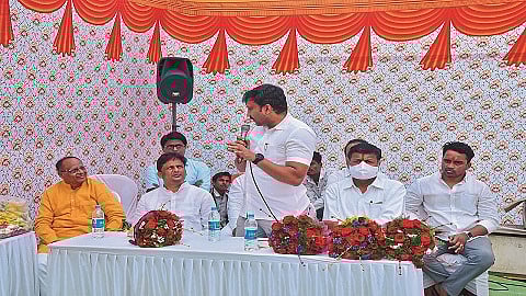 Om Rajenimbalkar And Rahul Mote News