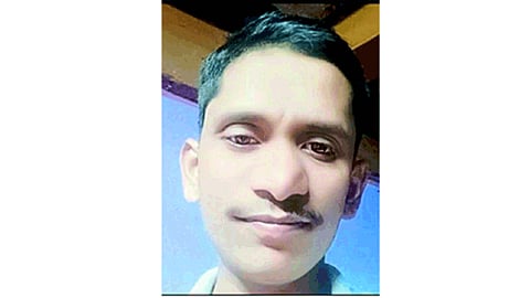 One Dead in Acident at Khanapur Belgaum.gif