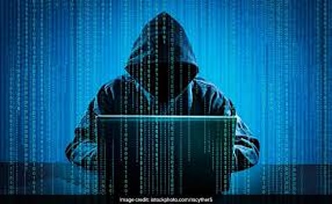 Online fraud of seventeen and half Lakhs by lottery excuse
