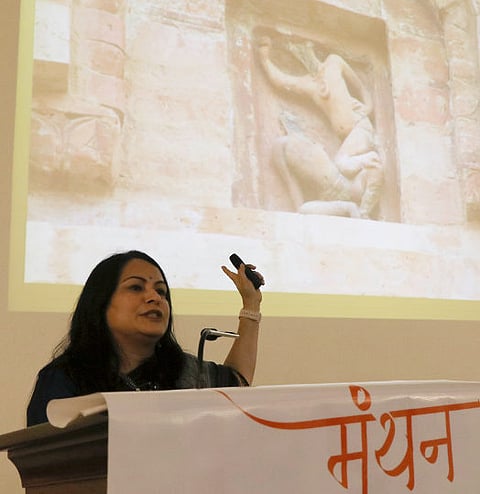 शेफाली वैद्य