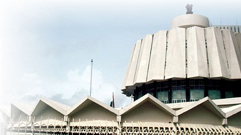 थोडी खुशी, थोडा गम