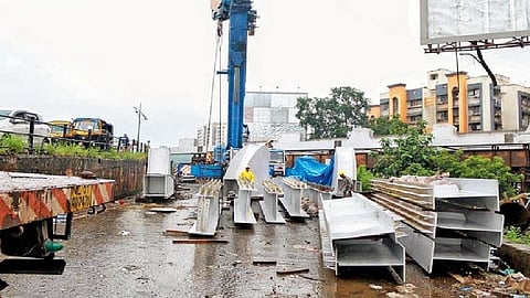 कल्याण पत्रीपुलाच्या कामाला वेग, गुरुवारपर्यंत पुलावरील रात्रीची वाहतूक बंद