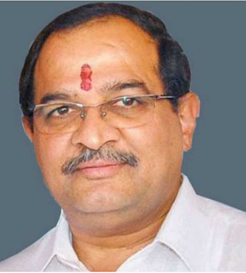 Radhakrishna Vikhe Patil Criticism of Chief Minister Uddhav Thackeray