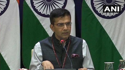 जगभरात Article 370 चा मुद्दा उपस्थित करणं बंद करा : रवीश कुमार