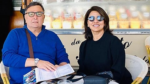 Rishi And Nitu Kapoor enjoying vacation at Italy