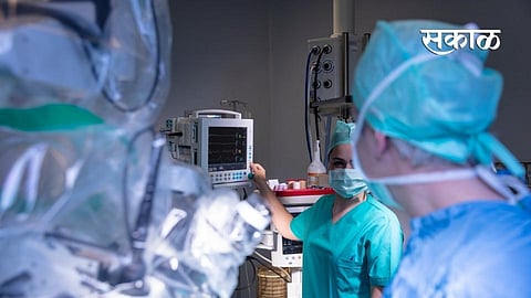 Jalgaon GMC News : अबब..! महिलेच्या पोटातून काढला साडेसात किलोचा गोळा