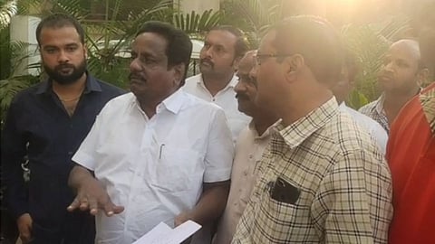 पुणे : सारथीचा लाभ घेणाऱ्या विद्यार्थ्यांना थकीत विद्यावेतन द्या; मराठा क्रांती मोर्चाची मागणी