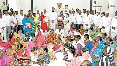 मराठी माणसाच्या हितरक्षणासाठी शिवसेनाप्रमुखांनी वक्तृत्वाची तलवार अखेरपर्यंत तळपत ठेवली : शंभूराज देसाई