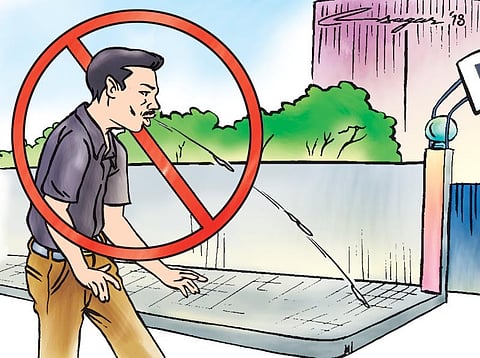 सावधान सोलापूरकरानो... रस्त्यावर थुंकल्यास पाच हजारांचा दंड आणि......