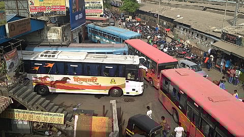 ठाणे परिवहनचे टायर पंक्चरच, पाहणी दौऱ्यात 227 हून अधिक बसेस धूळ खात