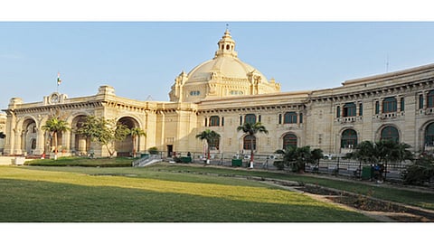 'या' मुख्यमंत्र्यांनी स्वतःकडे ठेवली आहेत गृह खात्यासह तब्बल 37 खाती