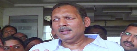 उदयनराजे सातारा पोलिस ठाण्यात झाले हजर