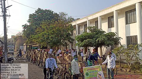 Under Maji Vasundhara Abhiyan Parner Nagar Panchayat has organized a bicycle rally in the city to promote non fuel vehicles.jpg