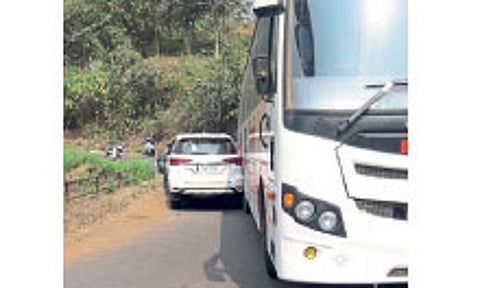 Shivshahi driver beaten up in ghuhagar