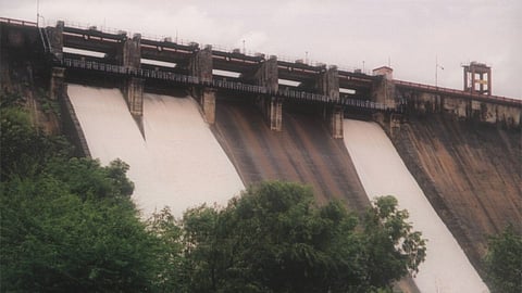 Varasgaon_Dam