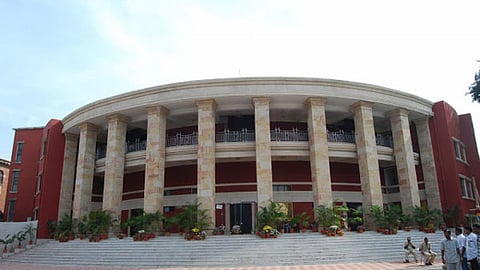 #NagpurWinterSession : भाजप-सेनेच्या आमदारांत धक्काबुक्की, दोनवेळा कामकाज तहकुब