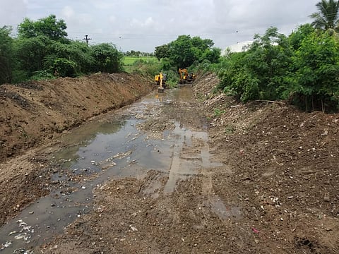 Cleaning of Vincharna river in Jamkhed through the initiative of MLA Rohit Pawar