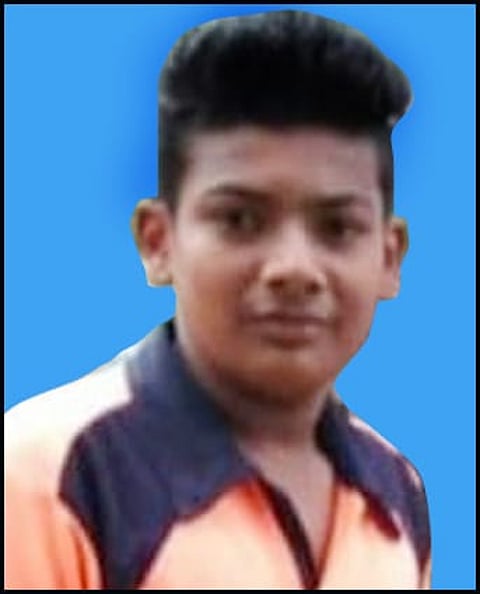 https://www.esakal.com/ahmednagar/entrepreneur-sanjay-malpanis-facebook-account-was-cloned-416070