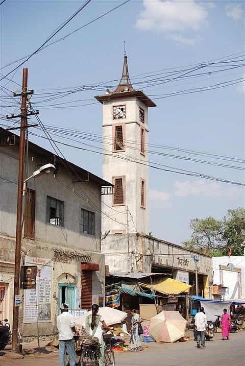 Who is behind the construction of Nehru Market in Ahmednagar?