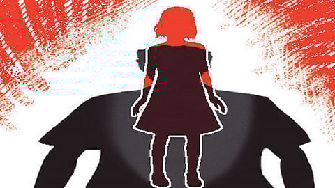 संतापजनक! चौदा वर्षाच्या मुलीवर अतिप्रसंग करून हत्या; रोहा पोलिसांनी 12 तासांत आरोपीला ठोकल्या बेड्या