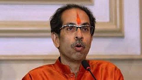 ठाकरे सरकारचा आणखी एक दणका 'या' अधिकाऱ्यांच्या नियुक्त्या रद्द