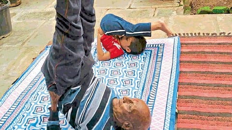 World Yoga Day story in kolhapur