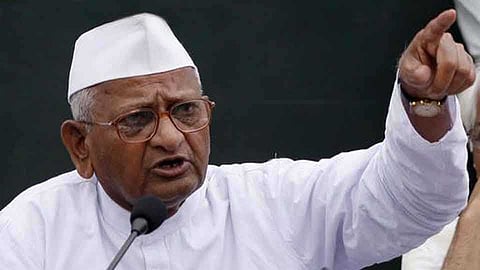 भाजप सेनेच्या सत्तासंघार्षावर काय म्हणतायत 'अण्णा हजारे'?